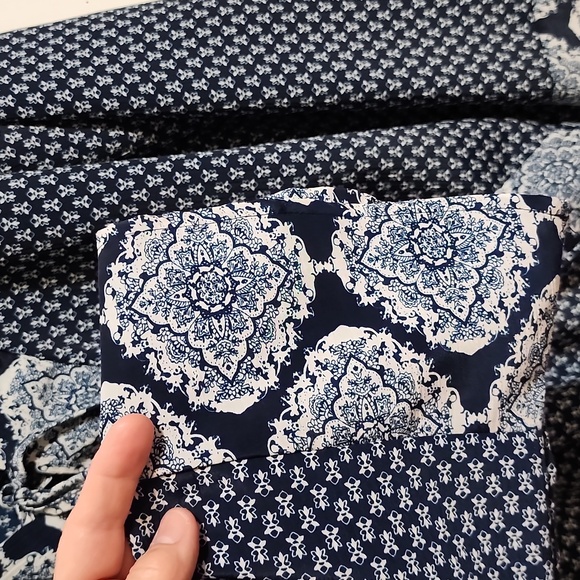 Knox Rose L Blue and White Tie Front Long Sleeve Blouse - Picture 4 of 10